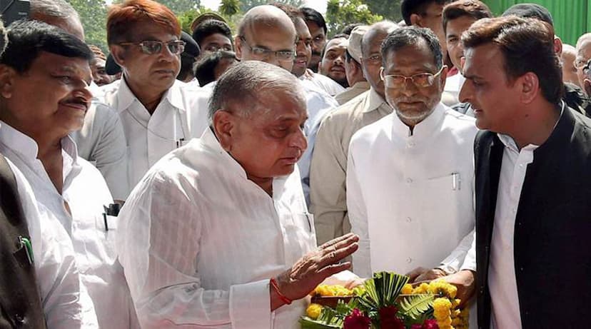 mulayam akhilesh