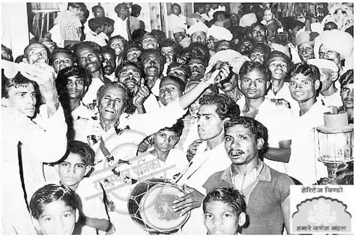 tradition of procession in Kota, Ganesh Darbar in Kota, Ganesh Pandal in Kota, Ganesh Mandal In Kota, Ganesh Chaturthi, Hindu Religious, Indian Festival, Lord Ganesha, Kota Kota News, Kota City, Ganesh Chaturthi in Kota, Rajasthan Patrika, Kota patrika, Patrika News,Ganesh Uthsav, Ganesh Festival, Festival in kota, Anant chaturthi, Patrika News, Kota News, Heritage Window, गणेश चतुर्थी, गणेश उत्सव, गणेश उत्सव, कोटा, कोटा पत्रिका,  गणेश स्थापना, हिन्दू त्योंहार