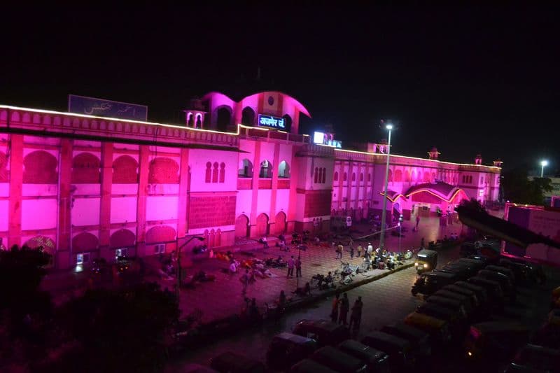 beautiful pics of ajmer railway station lighting