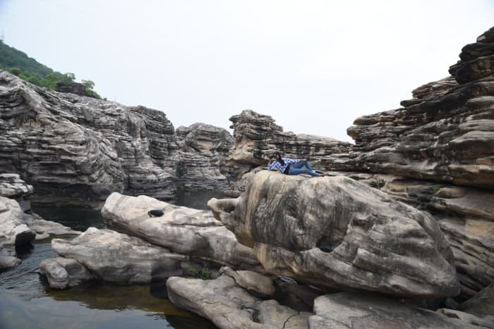 Picnic spot in Rajasthan, picnic spot in Kota, Rawatbhata, Waterfall in Kota, chuliya waterfall Kota, latest news, Chambal,  Mukundra Hills Tiger Reserve, Rajasthan Patrika kota, Kota rajasthan Patrika