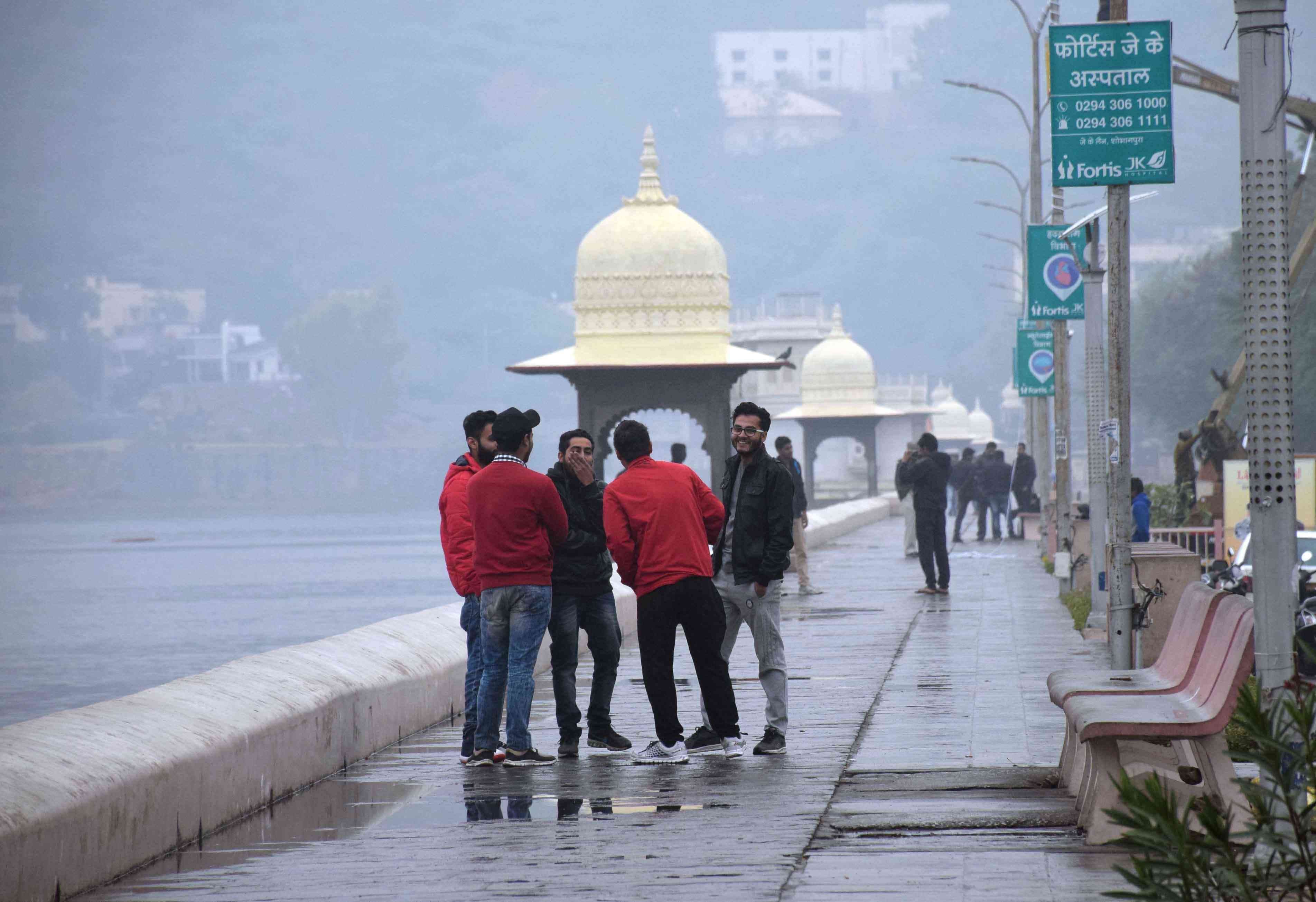  ockhi efffects in udaipur