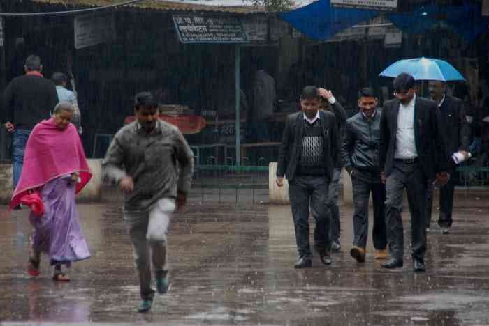 Rain in Winter Season in Kota