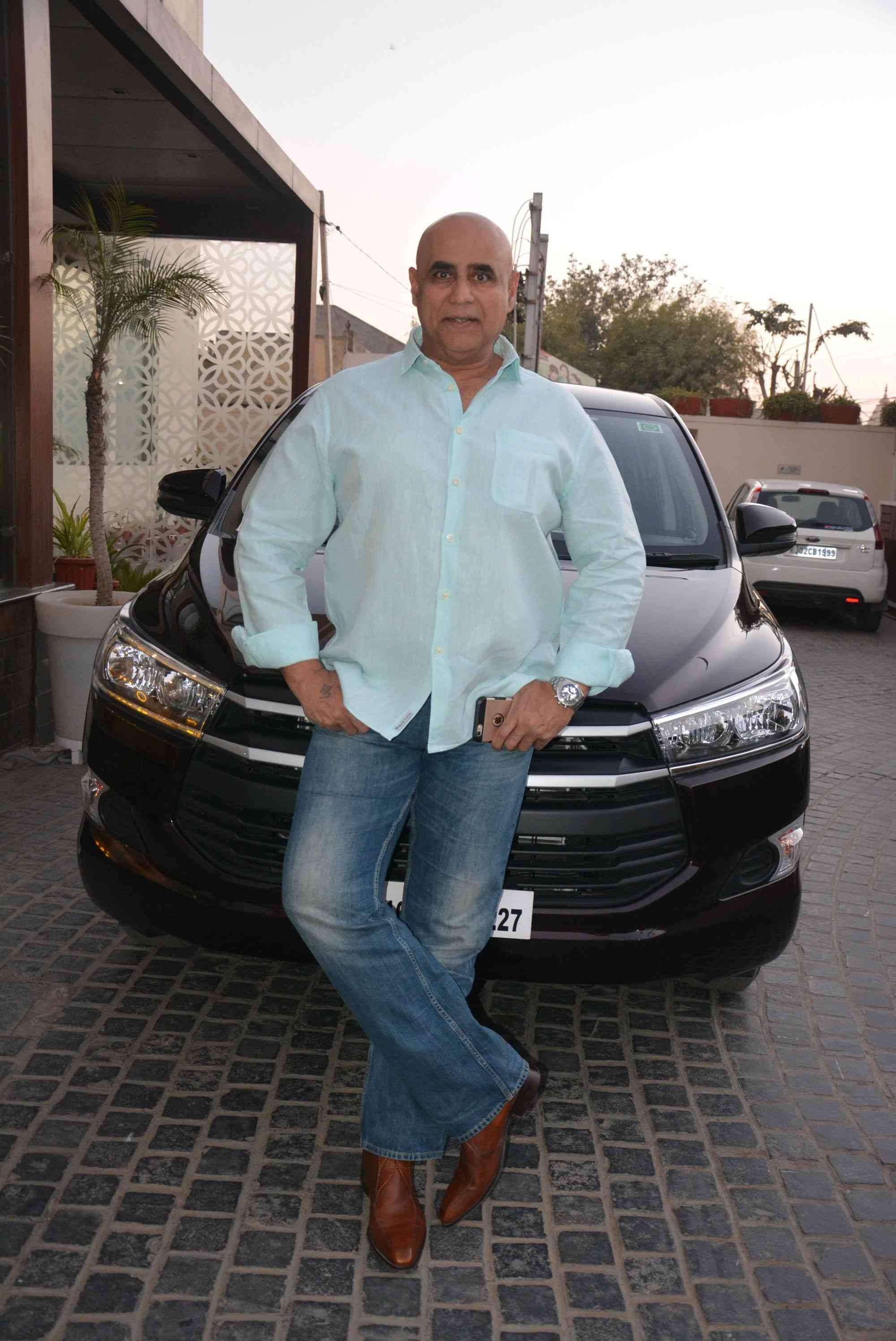 photo shoot of puneet issar who played role of duryodhan in mahabharat