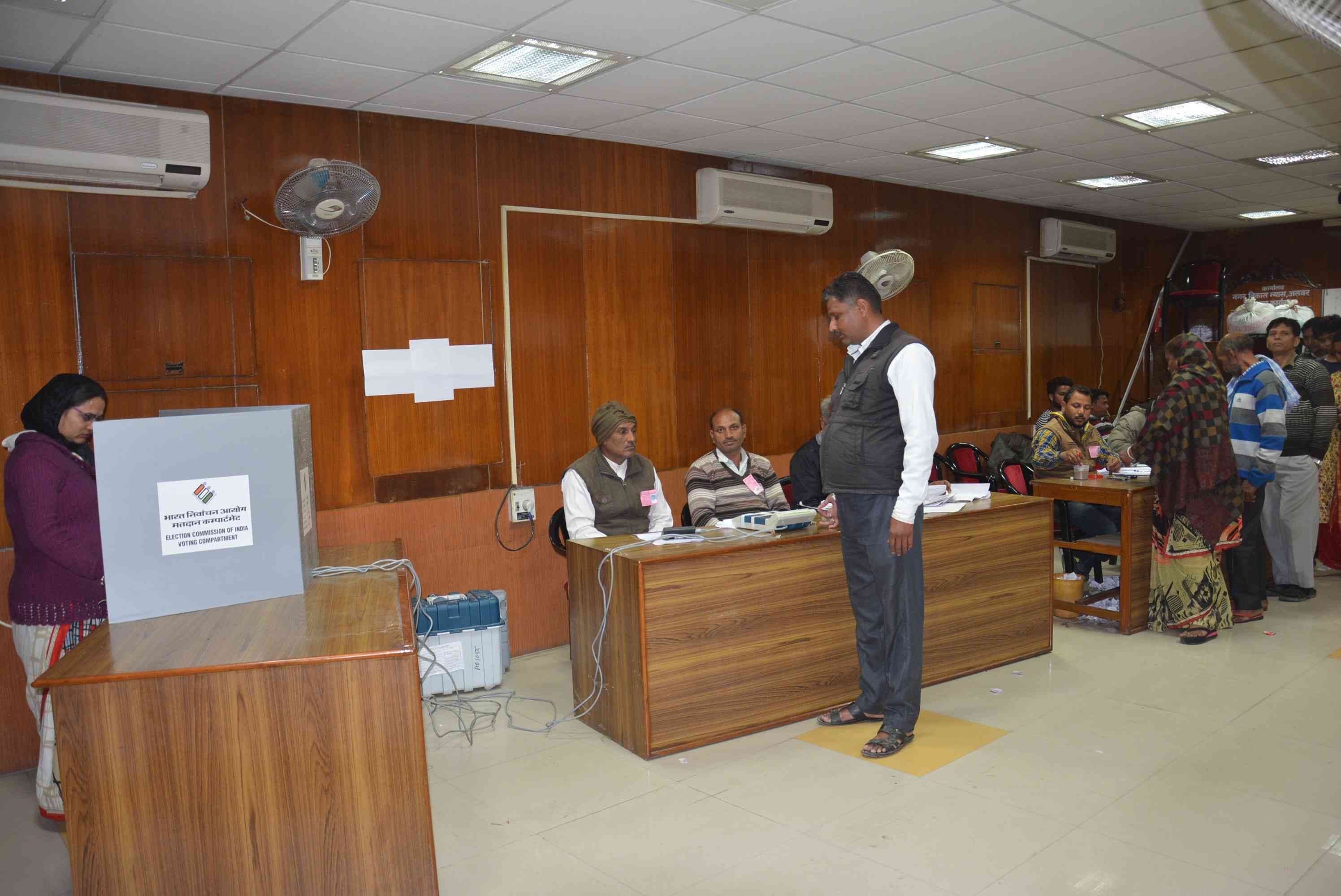 uit poling booth in cleanest poling booth in alwar