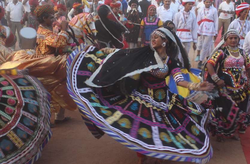 beautiful pics of rajasthani cultural folk dance