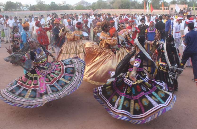 beautiful pics of rajasthani cultural folk dance