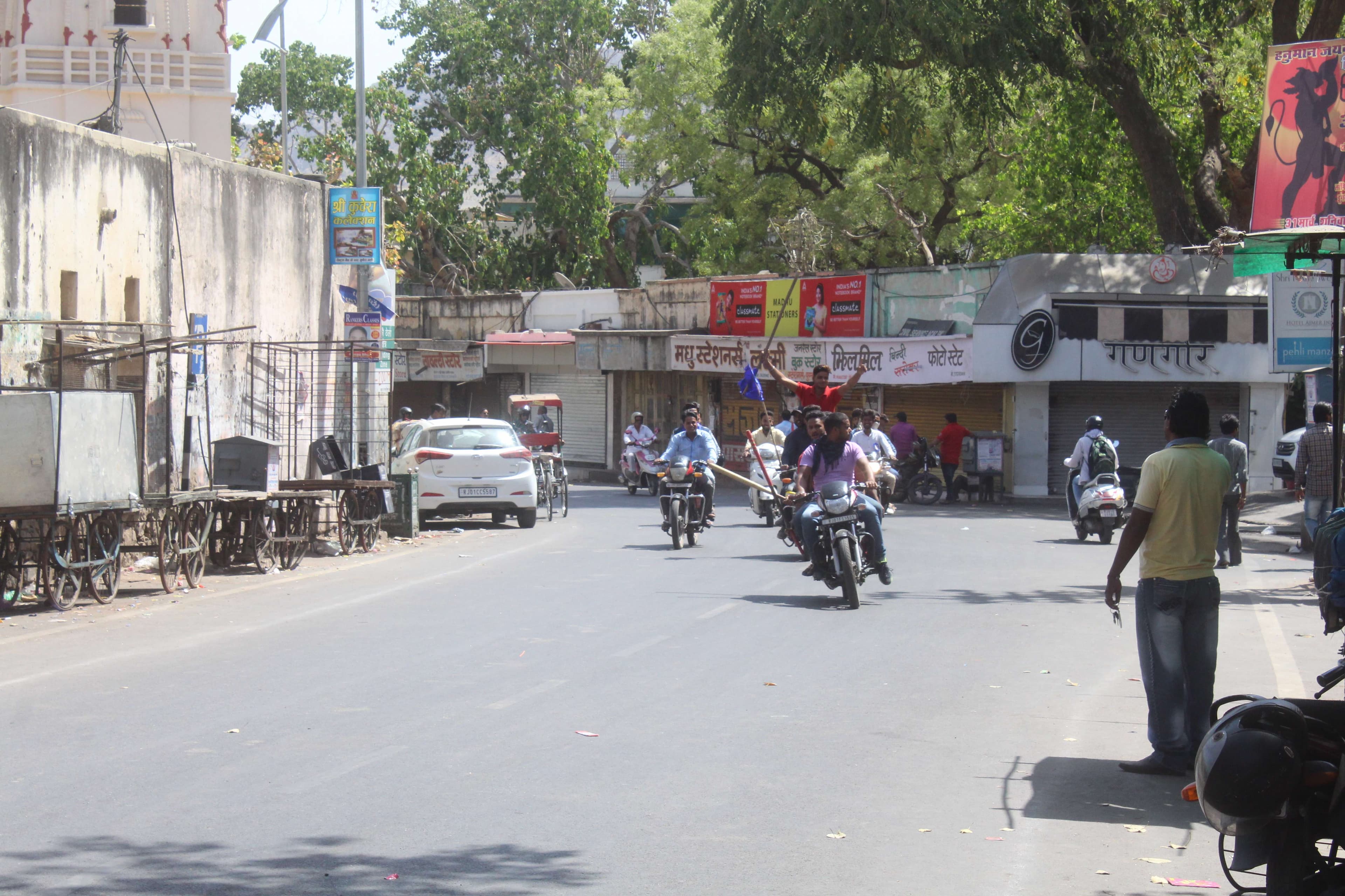 beautiful pics of main market in ajmer city