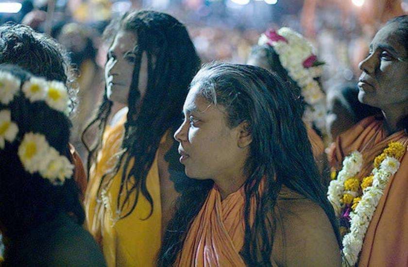 female naga sadhu 