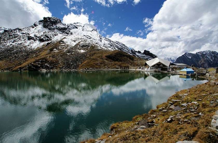 chamoli news,Holy place,spiritual holy place in India,Gurdwara Sri Hemkunt Sahib chamoli uttarakhand,Sri Hemkund Sahib chamoli uttarakhand,