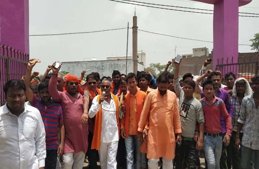 bjp mla shyam dhani rahi strike in police station