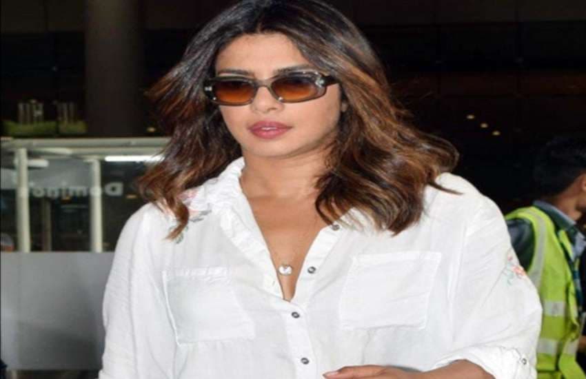 priyanka chopra spotted at mumbai airport