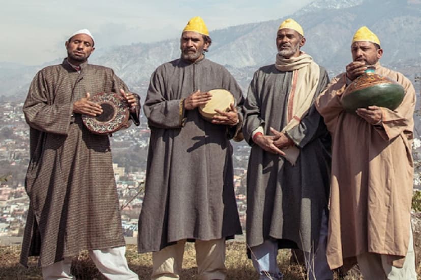 Kashmiri Singer 