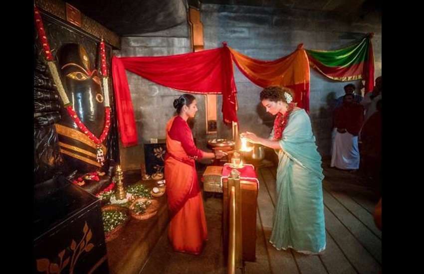 manikarnika kangana ranaut prays at dhyanalinga adishakti ashram photo