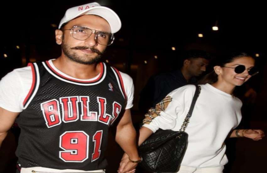 Ranveer singh and Deepika padukone spotted at mumbai airport