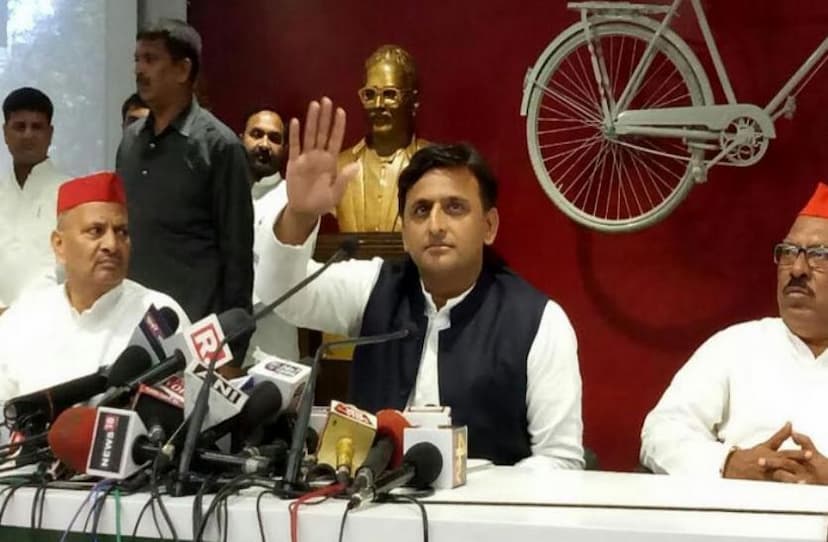 akhilesh yadav