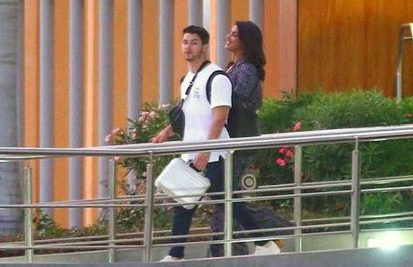 priyanka chopra and nick jonas in mexico for brother marriage photos