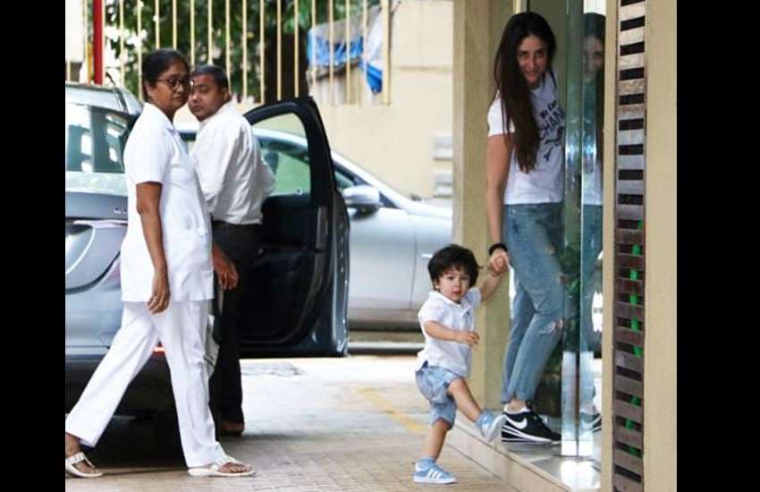 kareena kapoor and taimur ali khan latest photo in same clothes