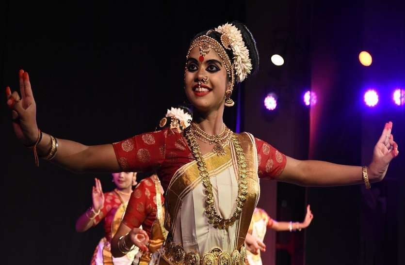 Mohiniattam Dance