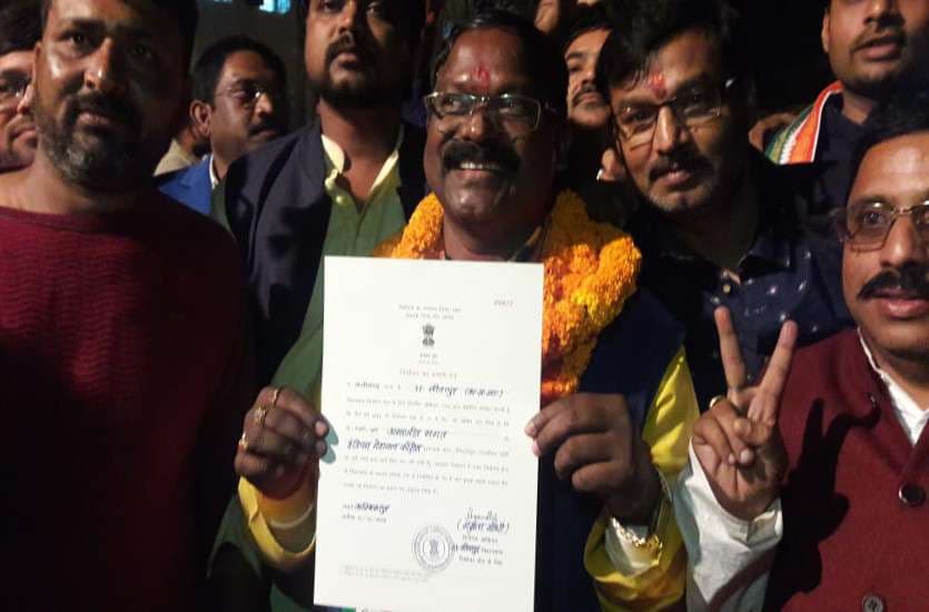 Amarjeet Bhagat after got victory certificate