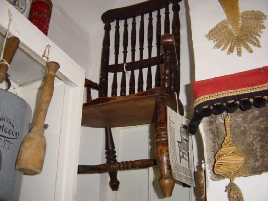 The chair of death