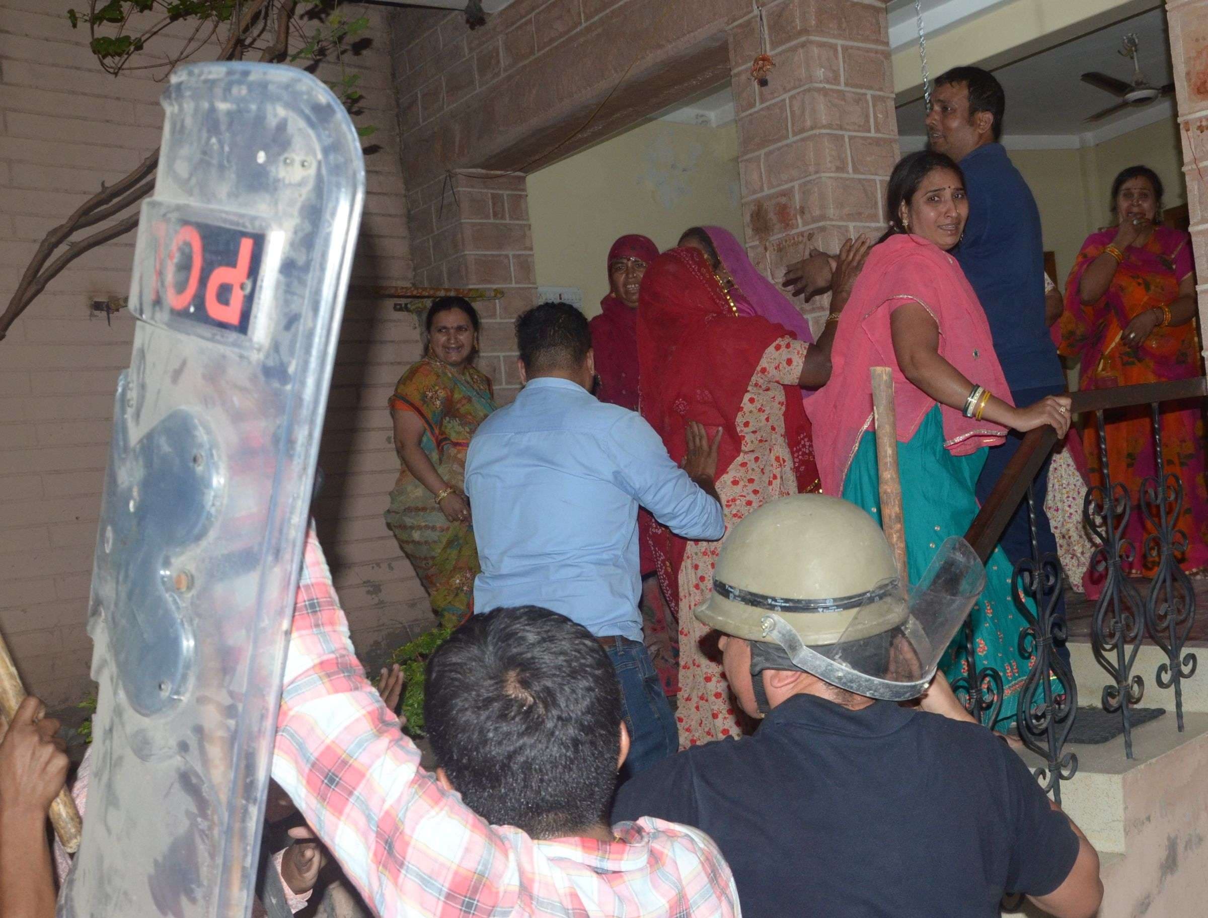 Stoning between two groups in Soorsagar Jodhpur