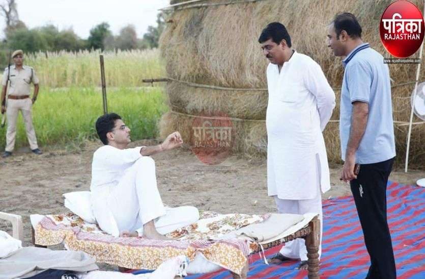 PICS : Deputy Chief Minister Sachin Pilot's native style