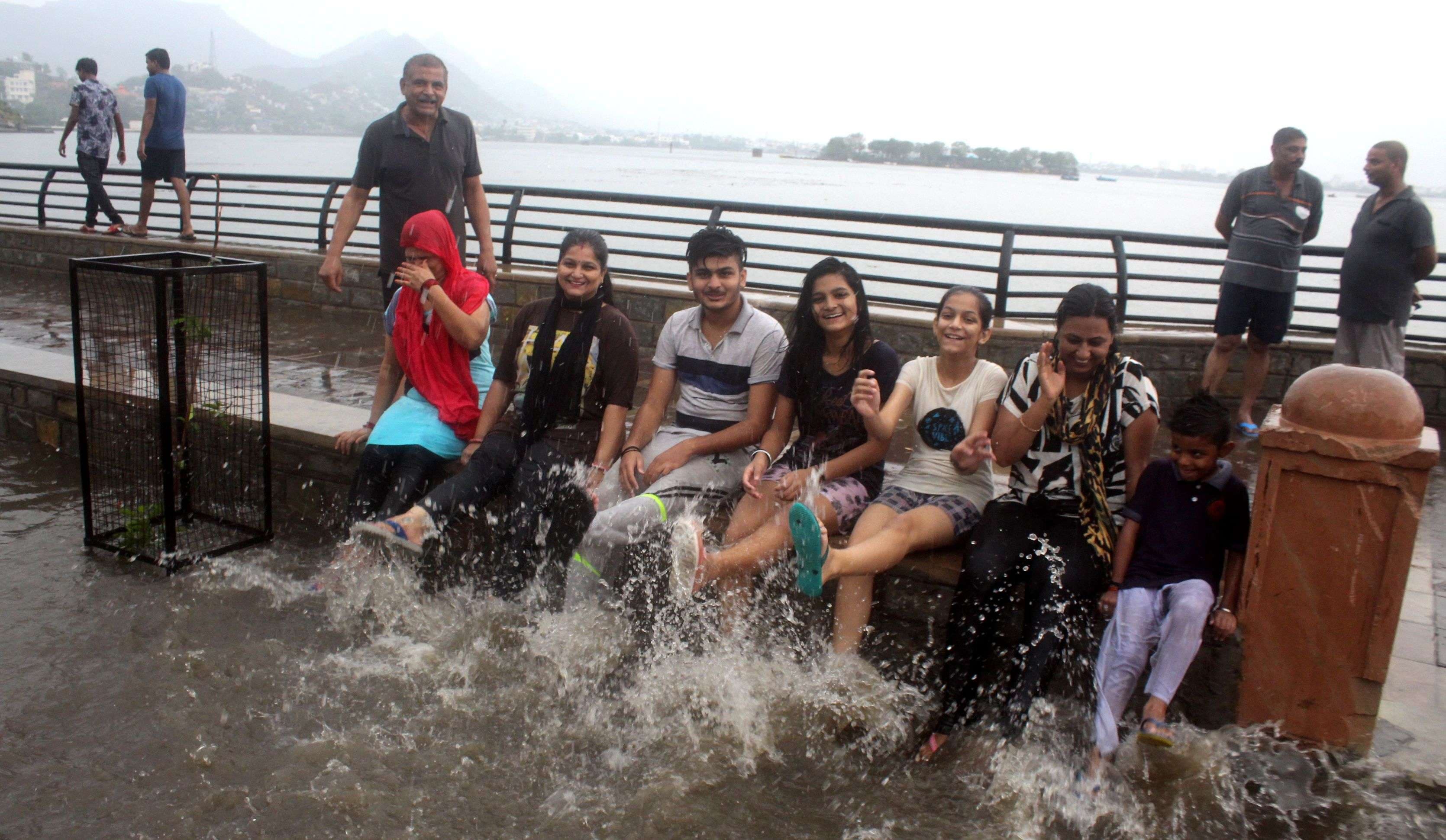 pics of heavy rain in ajmer