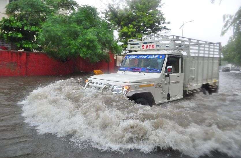 pics of heavy rain in ajmer