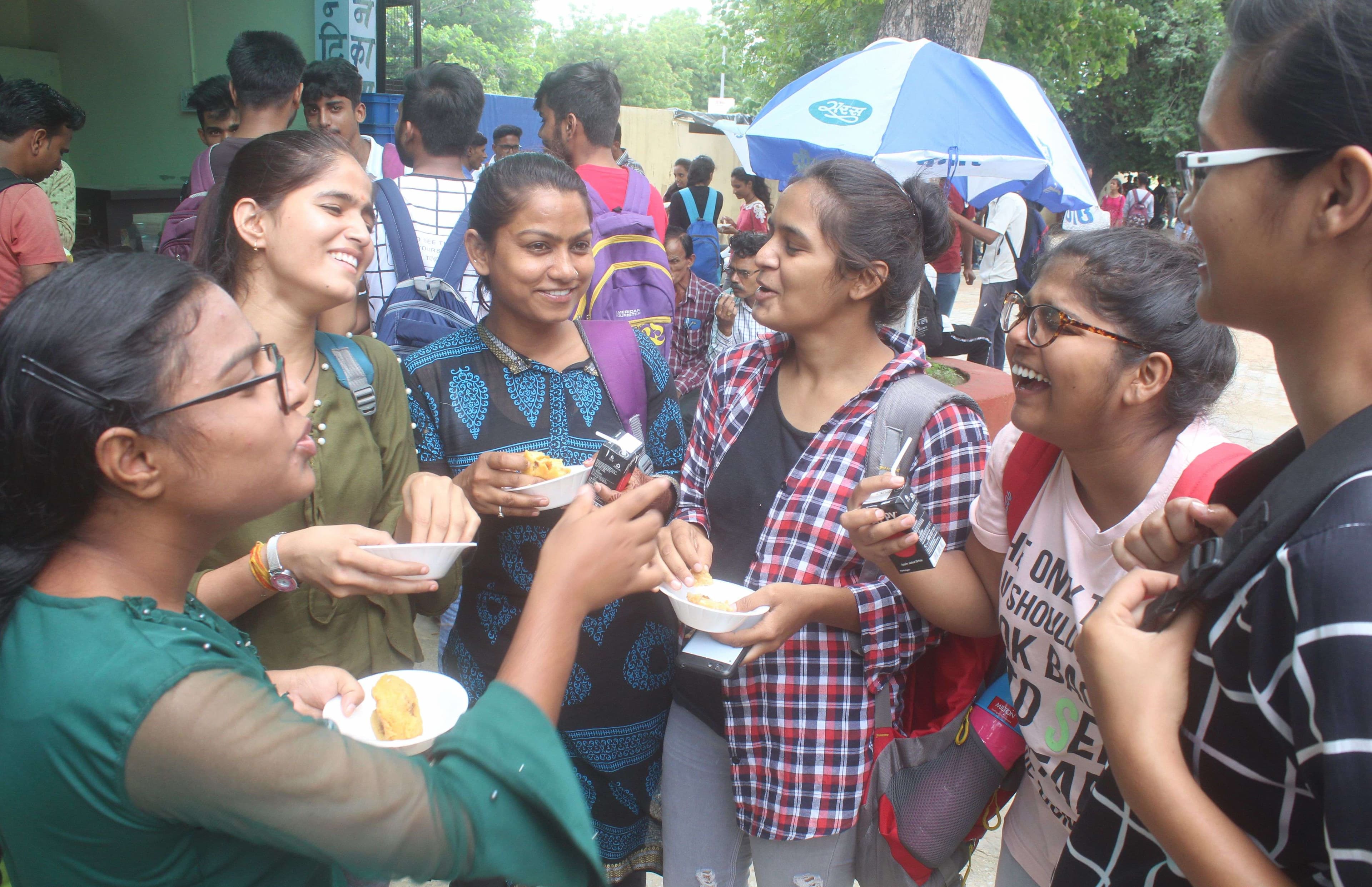 collage student election 2019