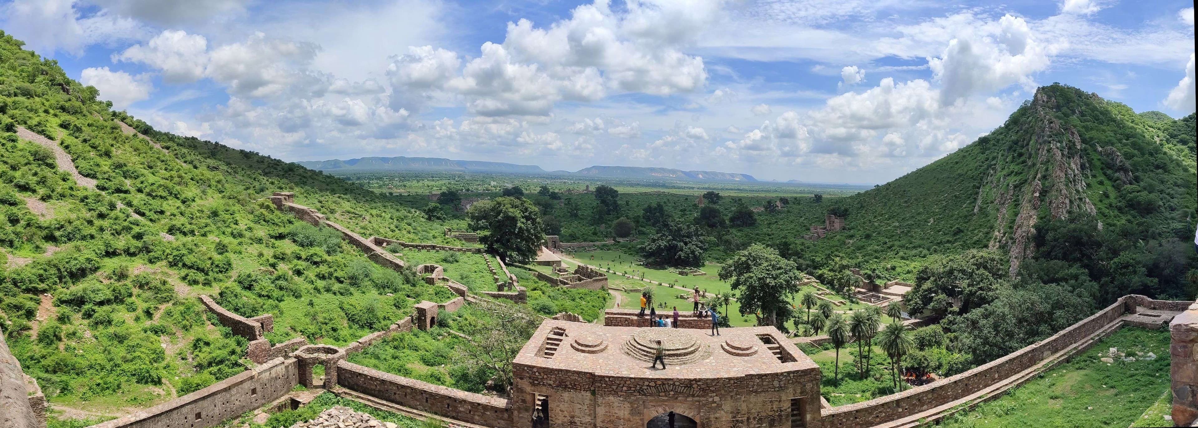 alwar bhangarh fort