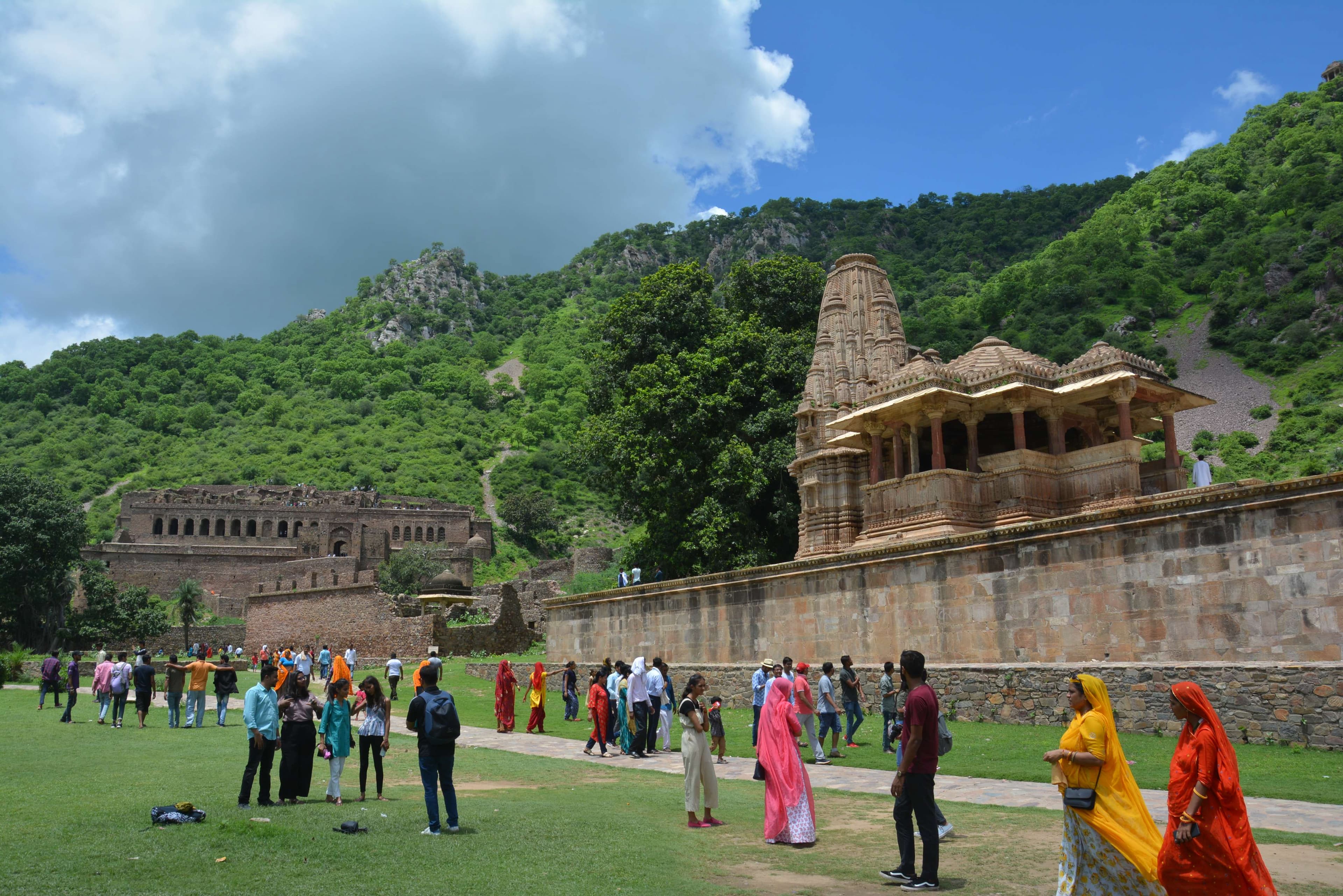 alwar bhangarh fort