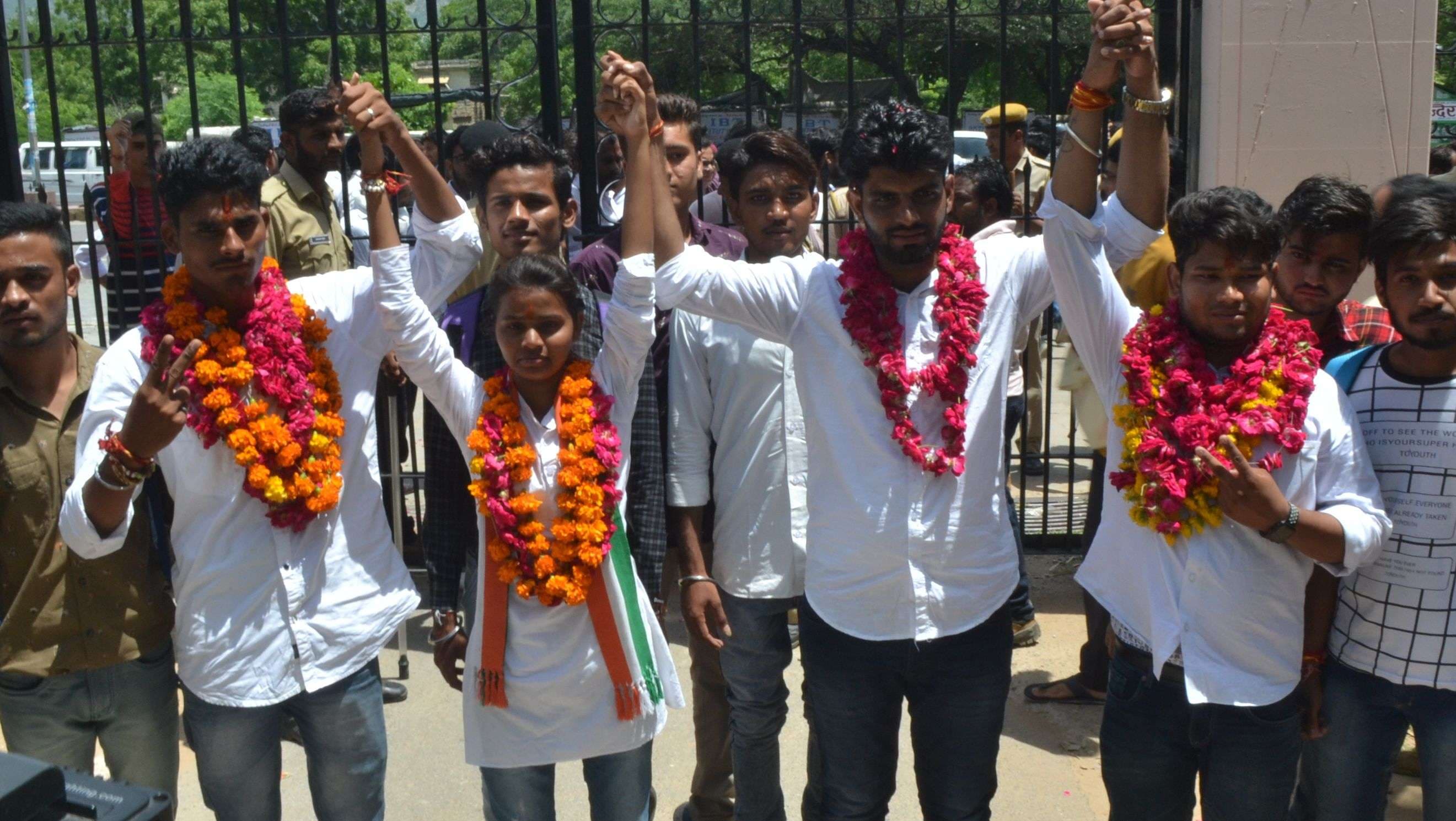 Ajmer Student election : pahale lagaee dhok, phir bhara naamaankan