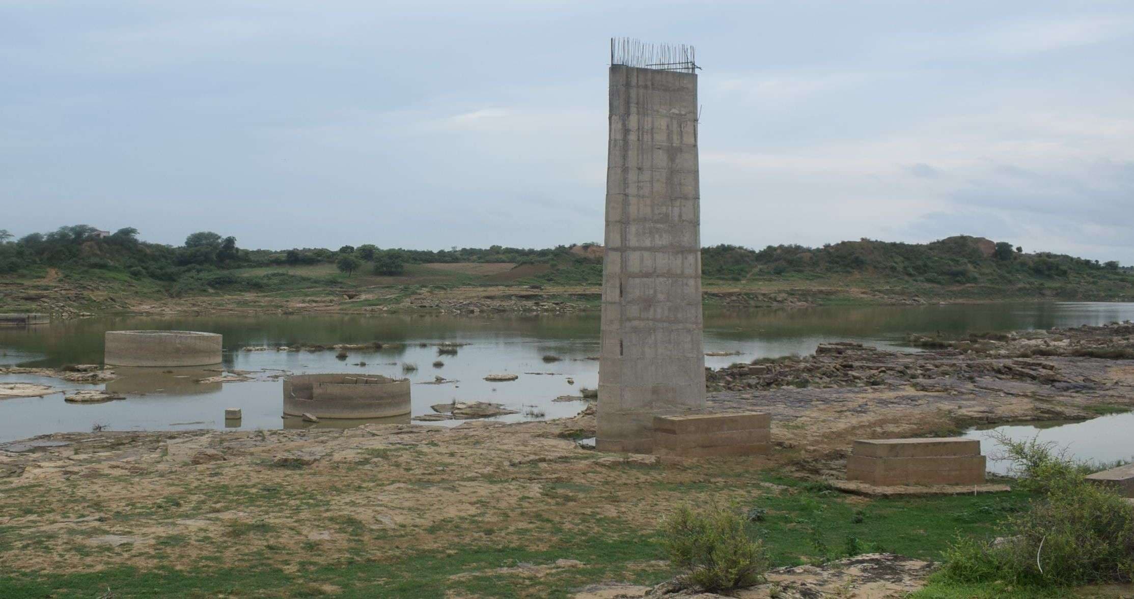  The bridge over the Chambal river was incomplete for 23 years due to a mistake .... View Photos