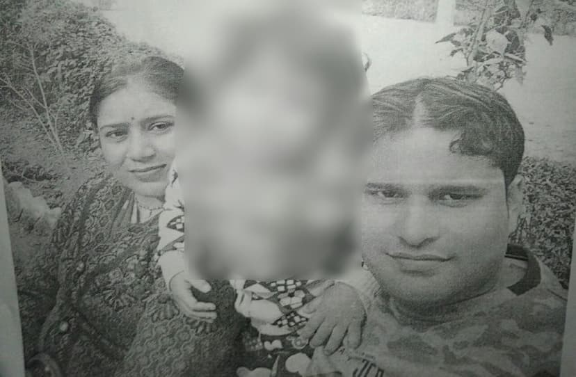 husband and wife commit suicide in gwalior today