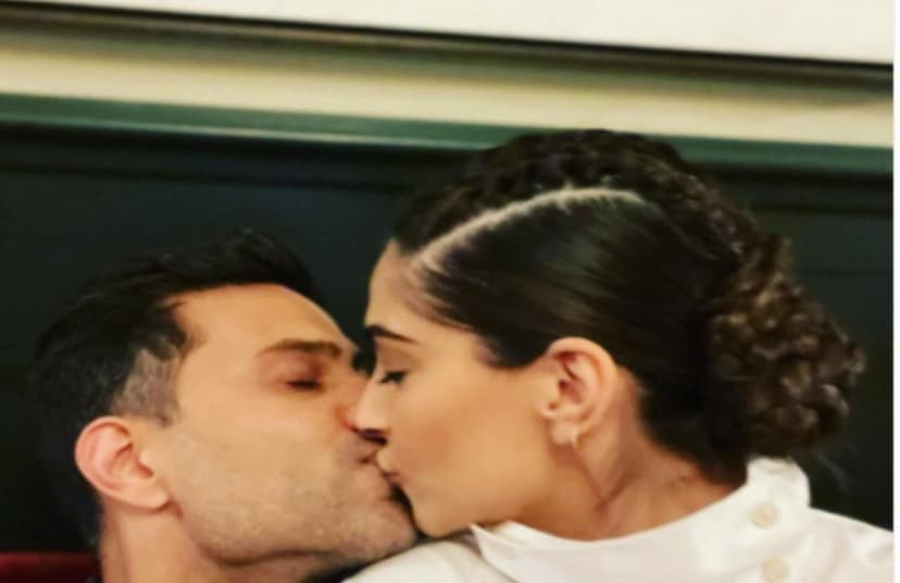 Sonam Kapoor Anand Ahuja Video