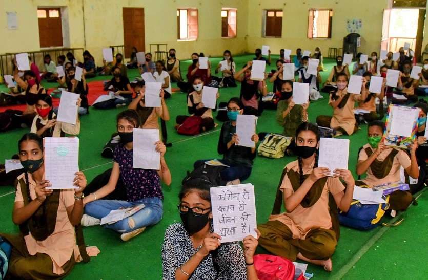 students study in school after long time