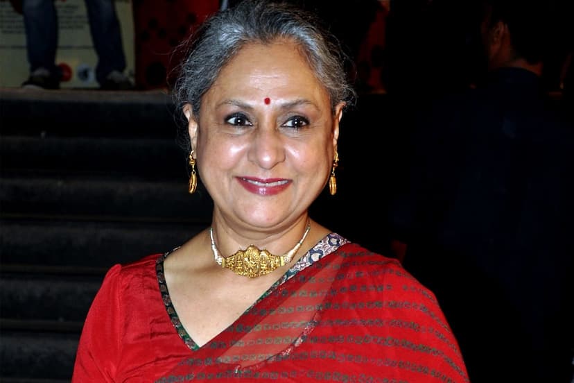 अरबों की संपत्ति की मालकिन हैं Jaya Bachchan, करोड़ों की प्रॉपर्टी के अलावा है लाखों की ज्वैलरी