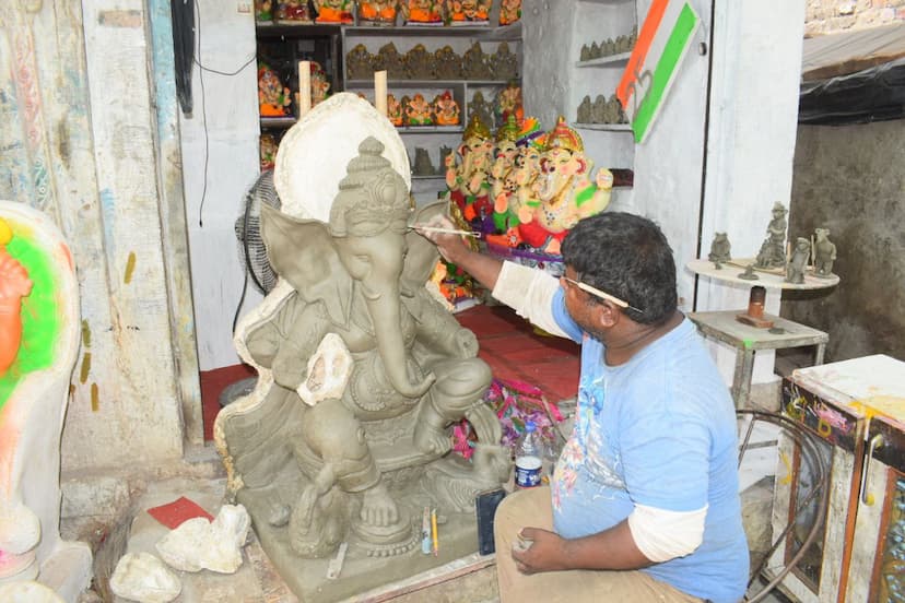 Ganesh Chaturthi 2022 : गणपति बप्पा की इॅको फ्रेण्डली प्रतिमाओं पर महंगाई की मार