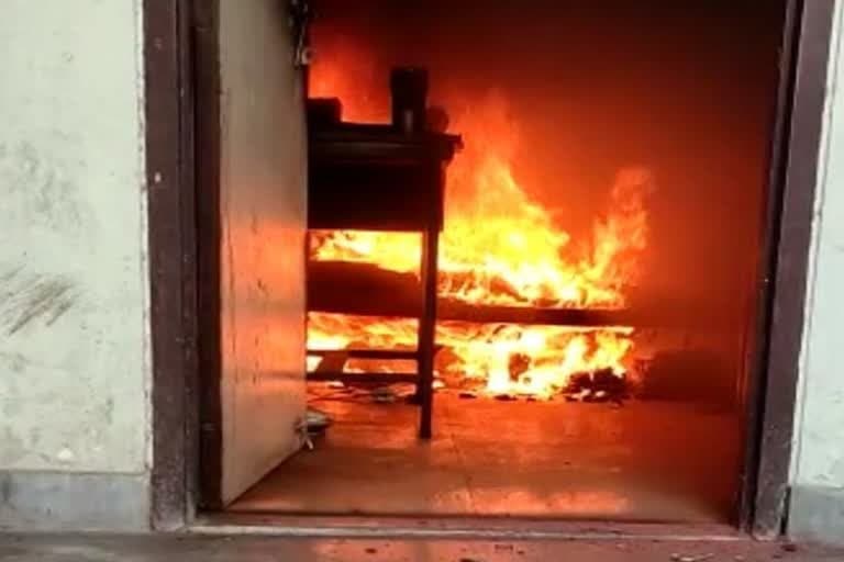 Fire in Saharanpur Medical College Hostel 