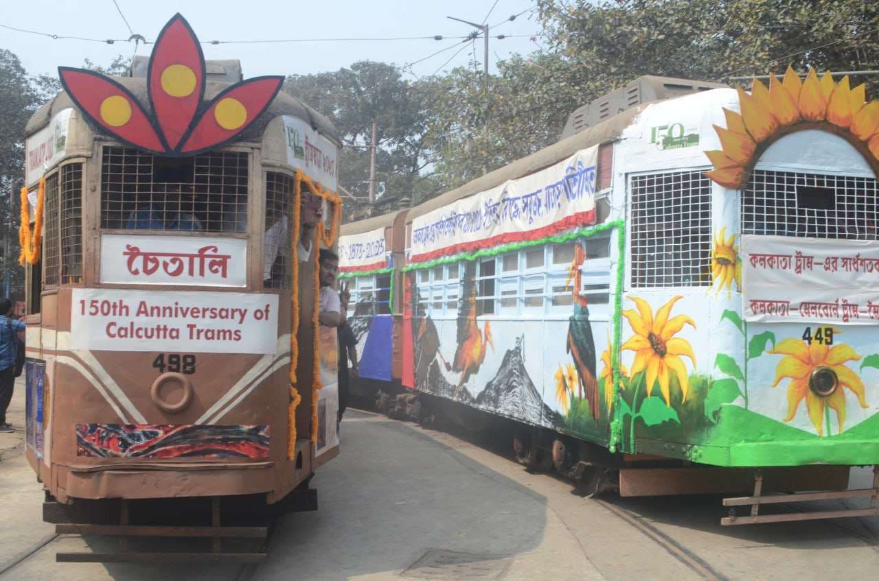 150 years of celebration: A memorable 'travel' of decorated old trams