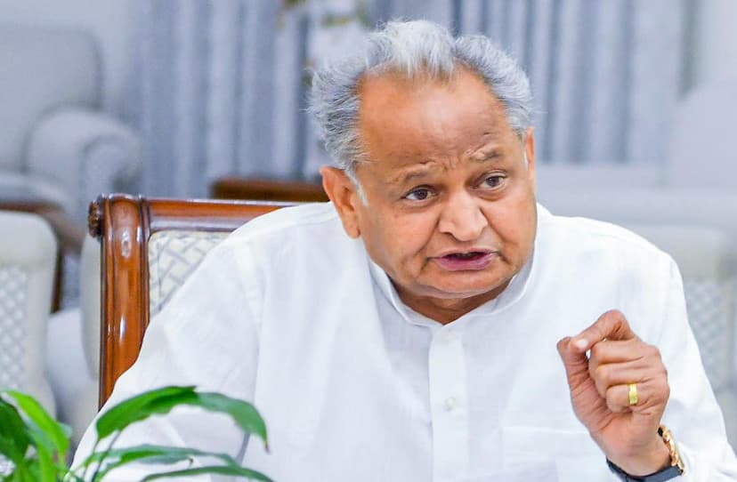 ashok-gehlot-accused-pm-modi-of-dictatorship-sought-answer-to-this-question