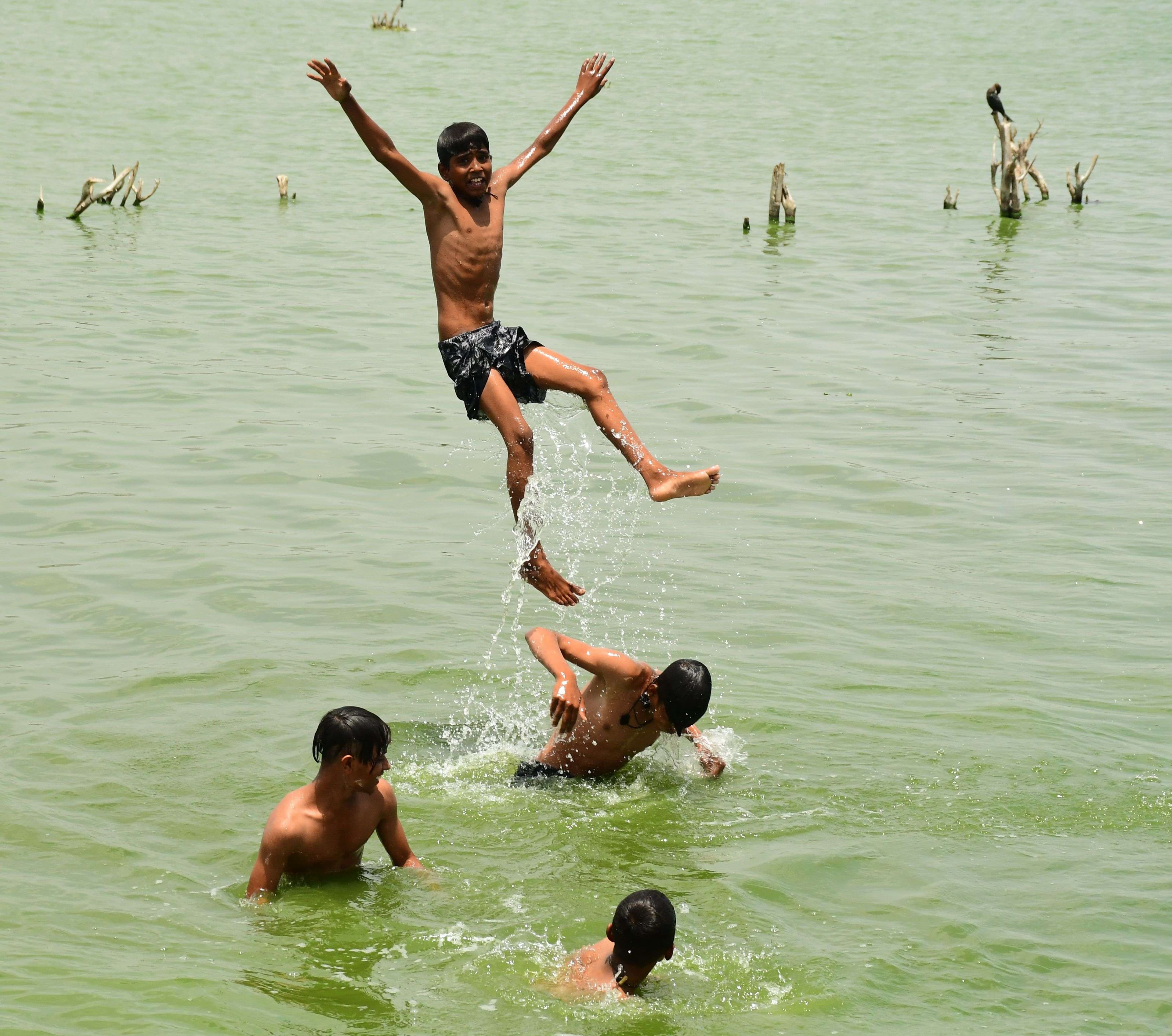 See some different pictures of heat protection in Ajmer..