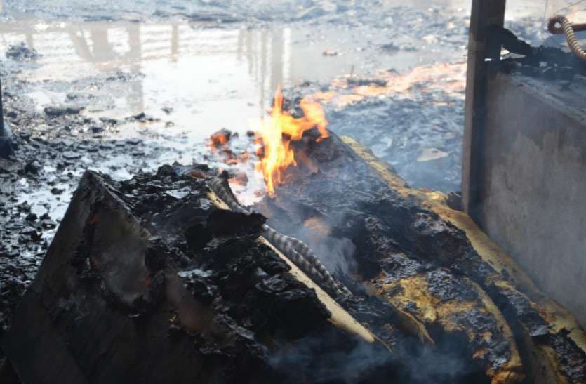 fire_in_jodhpur_03.jpg