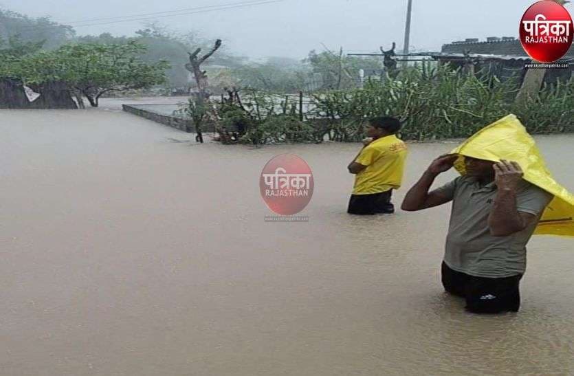 राजस्थान में बिपरजॉय से तबाही का मंजर, देखें ये तस्वीरें...