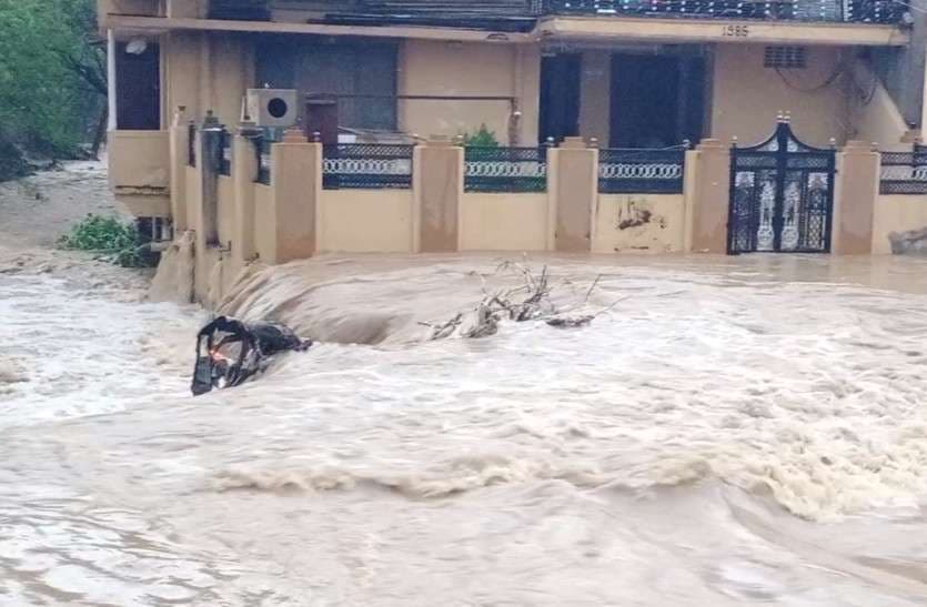 heavy_rain_in_bhilwara.jpg