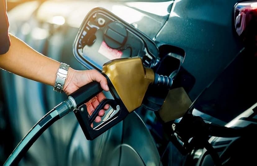 CG Petrol Price Today: Heavy fall in the prices of crude oil, know the rate of petrol and diesel
