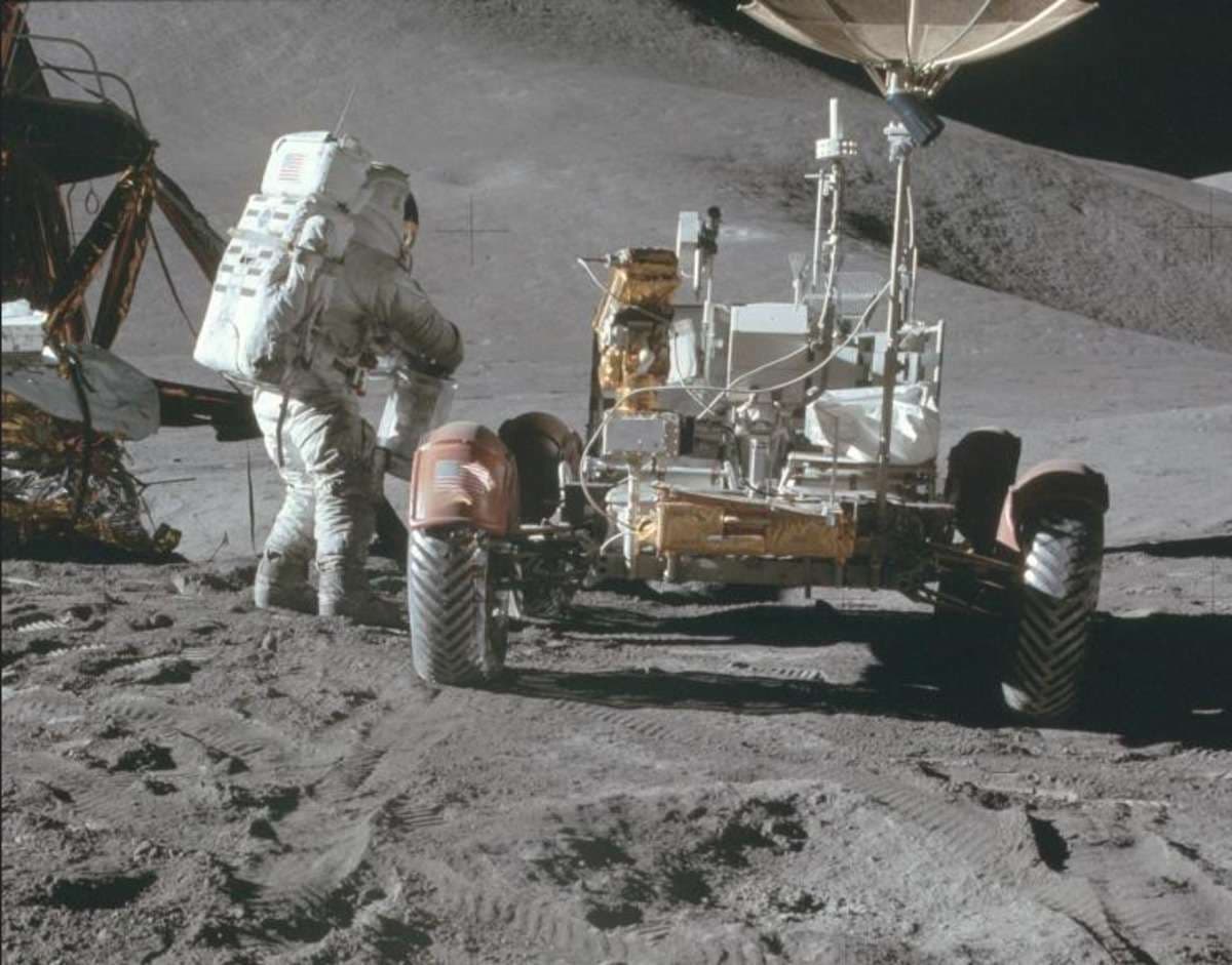 lunar_roving_vehicle___.jpg