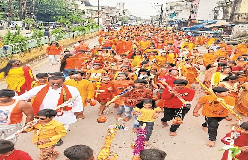 Vishwakarma Samaj took out Kanwar Yatra