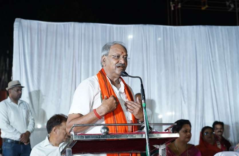 brijmohan_agrawal_bjp_raipur2.jpg