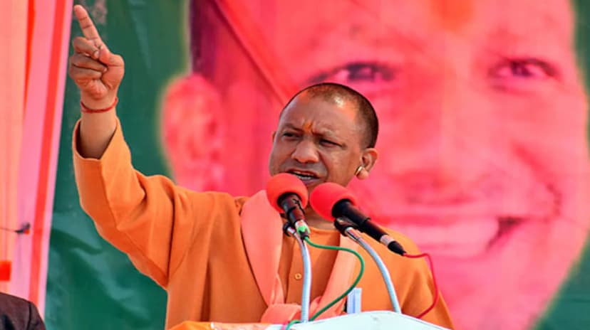 yogi_adityanath_in_alwar.jpg